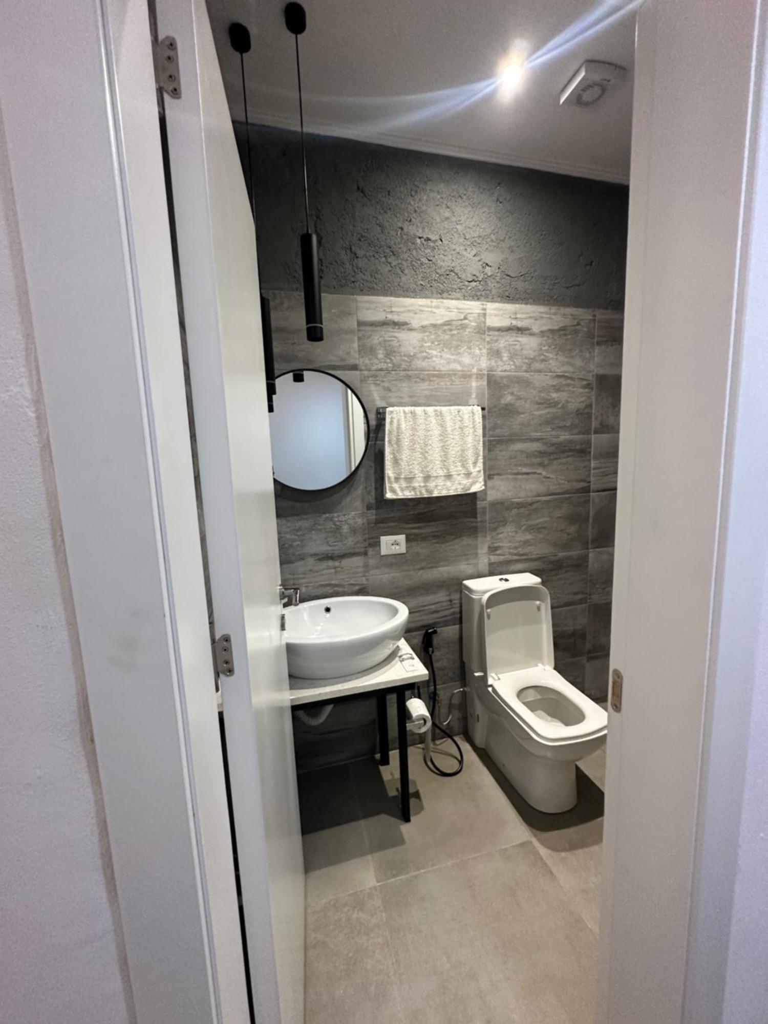 Central Comfort Suites تيرانا المظهر الخارجي الصورة