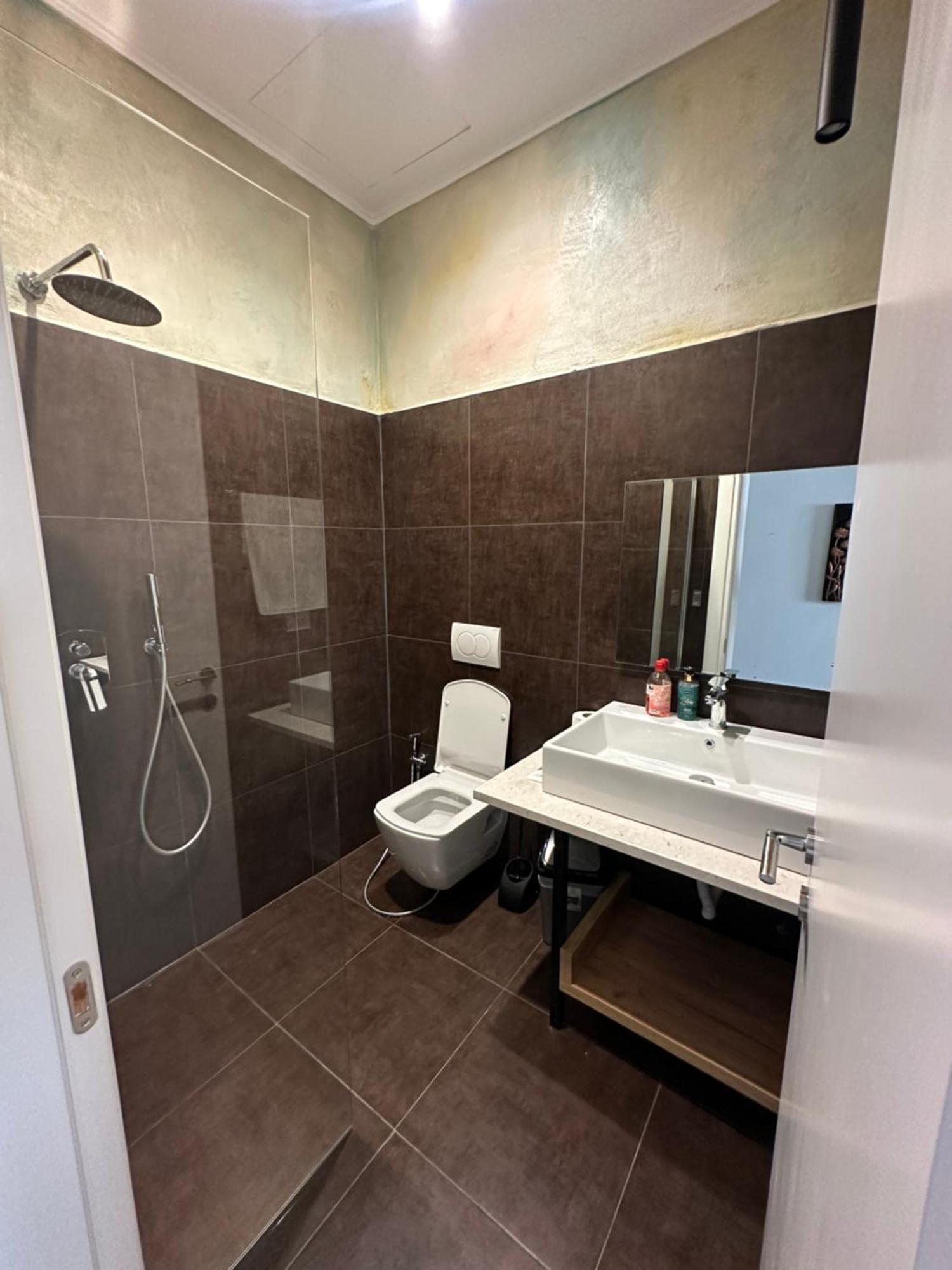 Central Comfort Suites تيرانا المظهر الخارجي الصورة