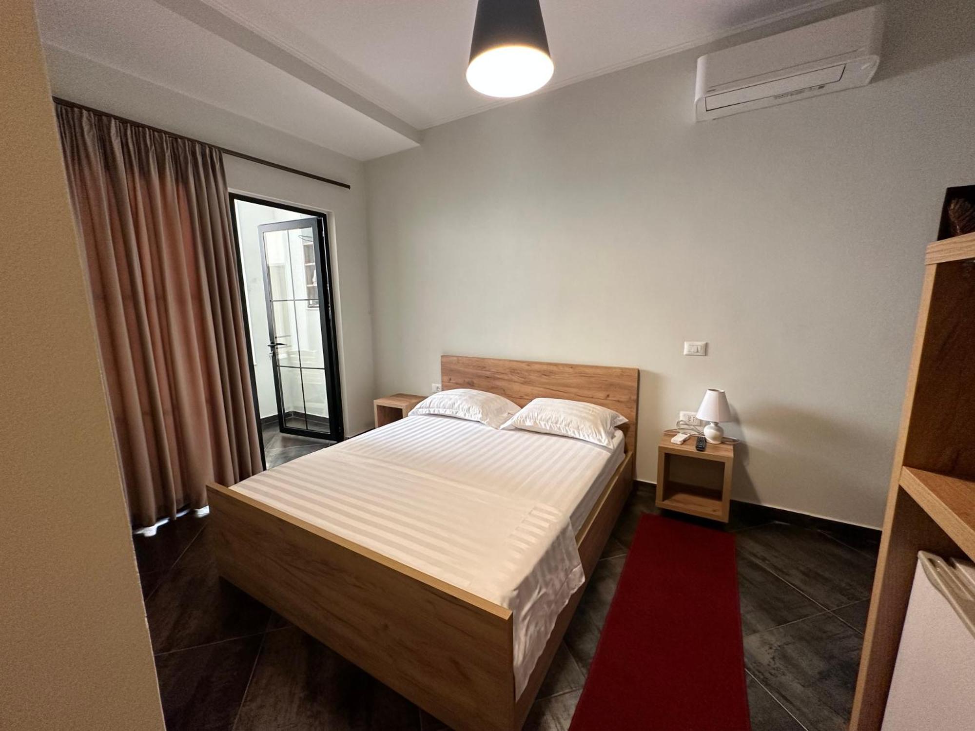 Central Comfort Suites تيرانا المظهر الخارجي الصورة